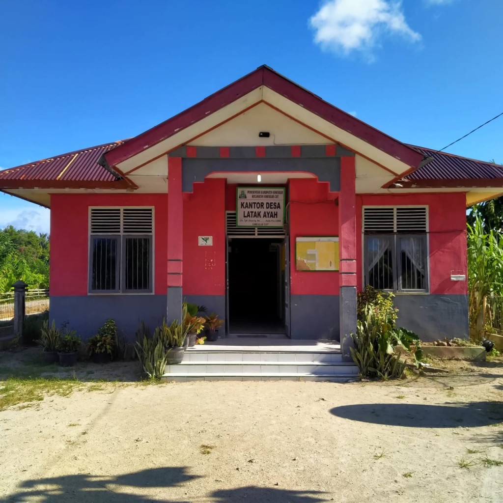 Kantor Desa Latak Ayah Kecamatan Simeulue Cut